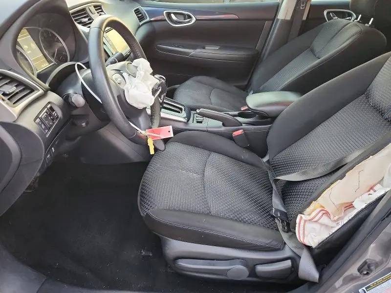 2019 NISSAN SENTRA SR  