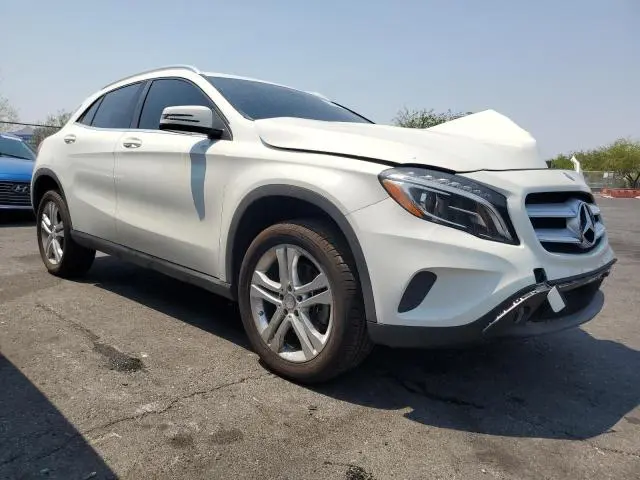 2016 MERCEDES-BENZ GLA 250  