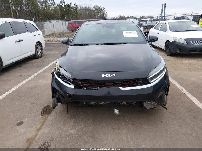 2023 KIA FORTE GT