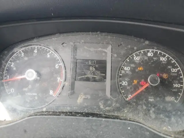 2011 VOLKSWAGEN JETTA BASE  
