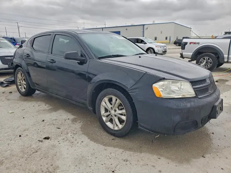 2013 DODGE AVENGER SE  