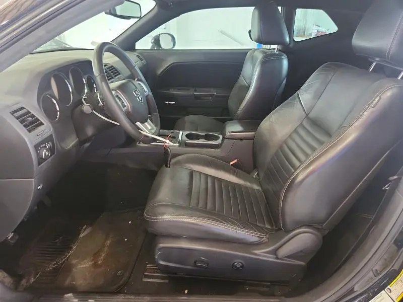 2013 DODGE CHALLENGER SXT  