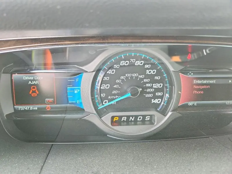 2015 FORD TAURUS LIMITED  