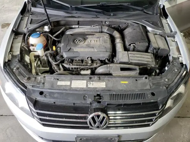 2015 VOLKSWAGEN PASSAT S  