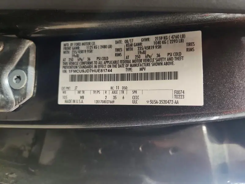 2017 FORD ESCAPE TITANIUM  