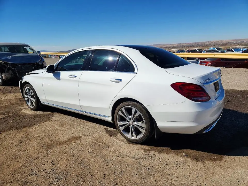 2016 MERCEDES-BENZ C 300  