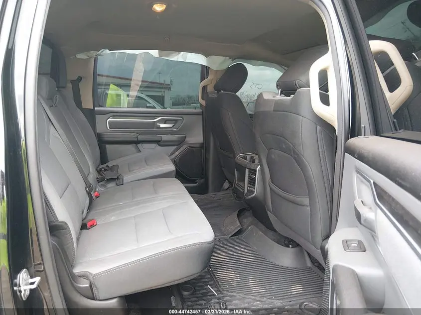 2020 RAM 1500 BIG HORN  4X4 5'7 BOX
