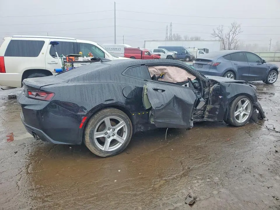 2017 CHEVROLET CAMARO LT  