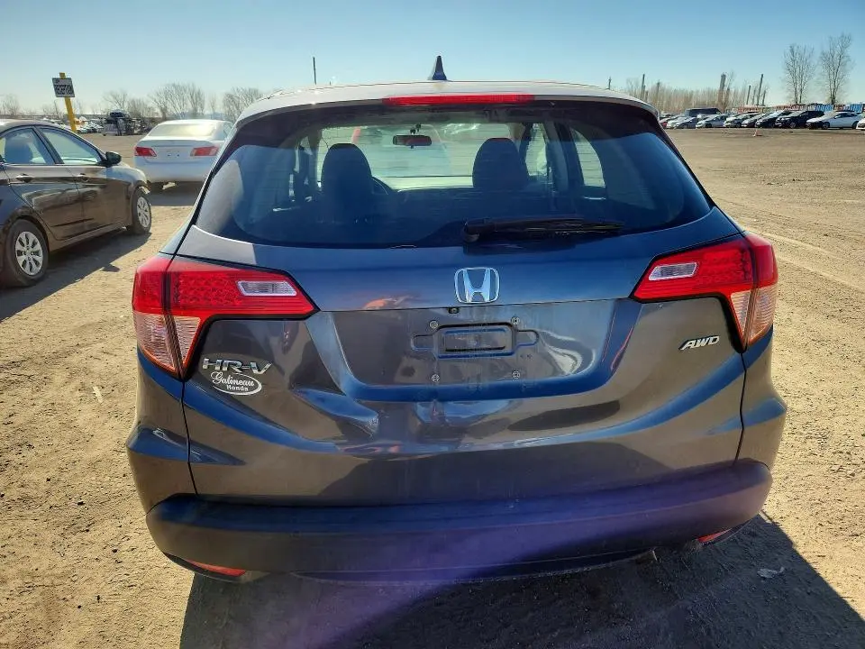 2018 HONDA HR-V LX  