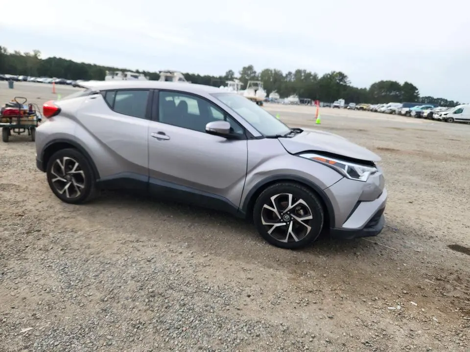2018 TOYOTA C-HR XLE  
