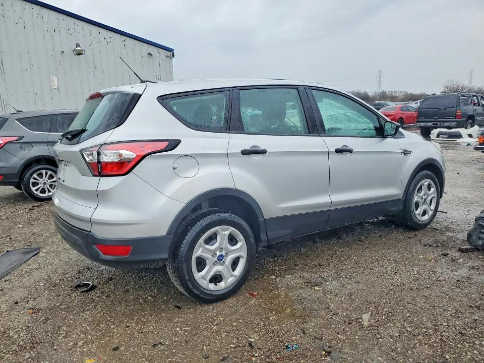 2018 FORD ESCAPE S  