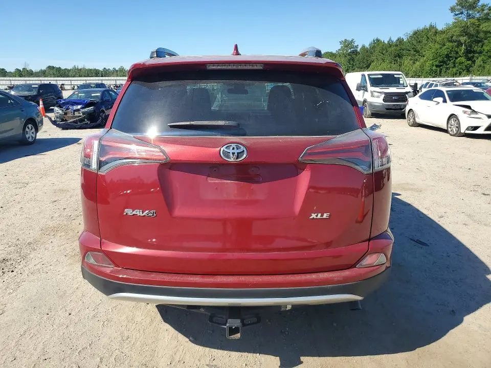 2018 TOYOTA RAV4 XLE  