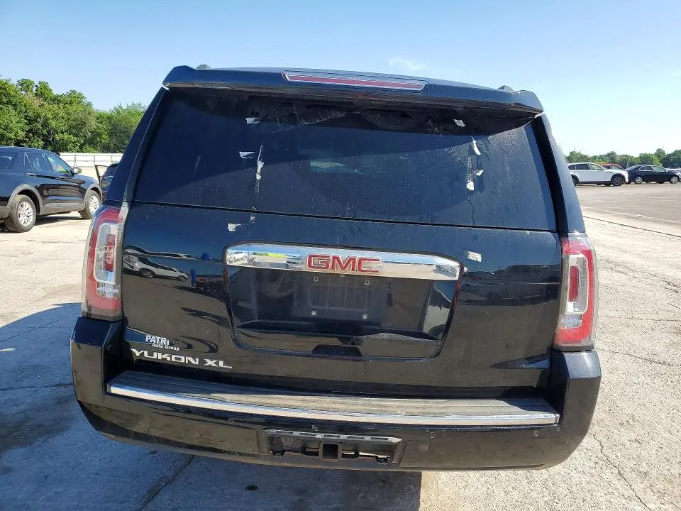 2019 GMC YUKON XL DENALI  