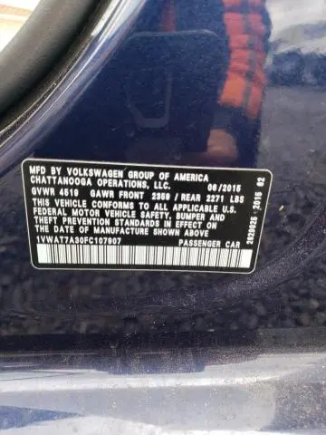 2015 VOLKSWAGEN PASSAT S  