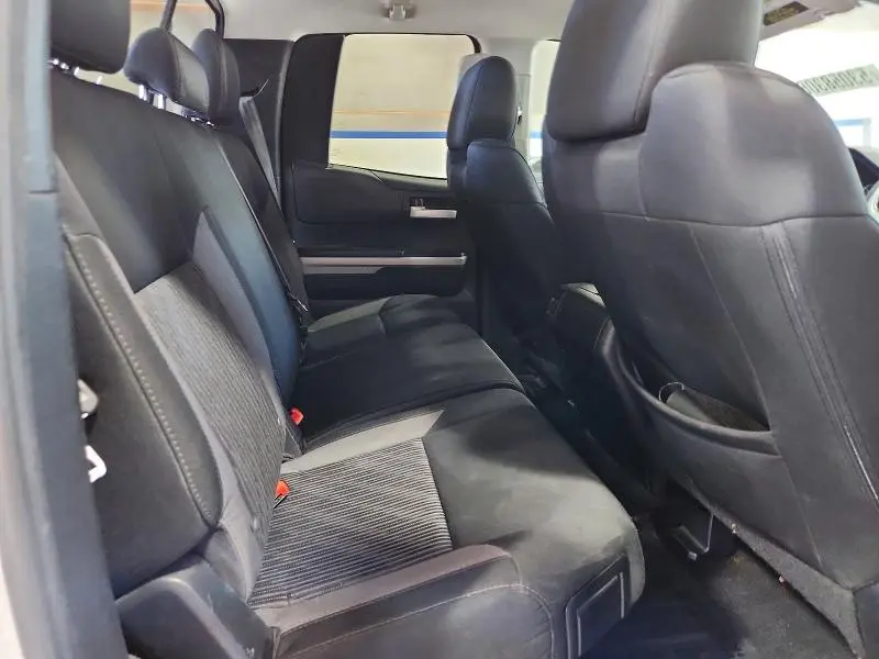 2016 TOYOTA TUNDRA   