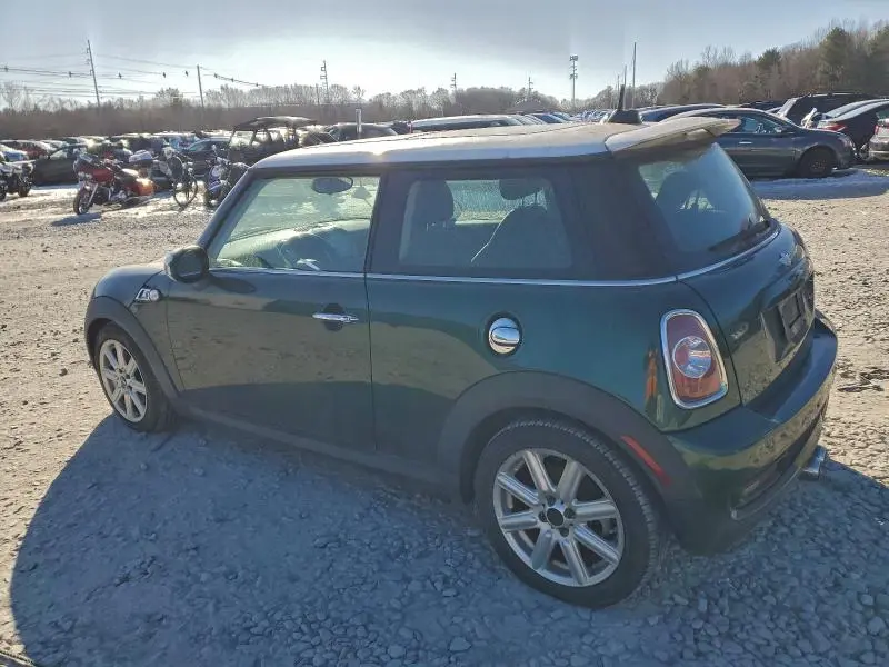 2011 MINI COOPER S  