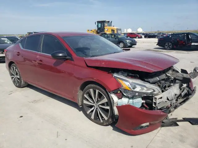 2020 NISSAN ALTIMA SR  