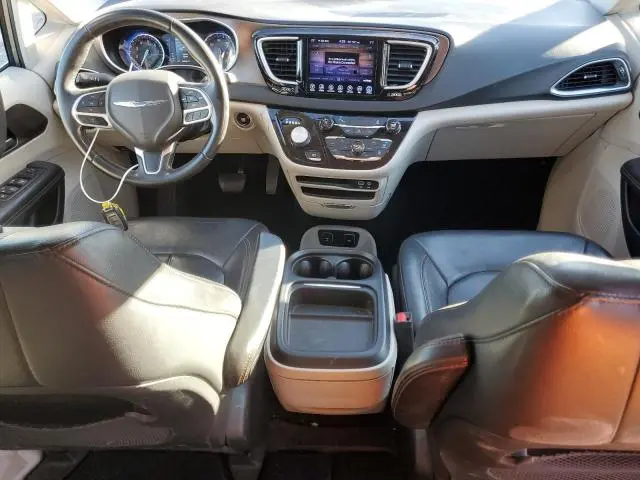 2017 CHRYSLER PACIFICA TOURING L  