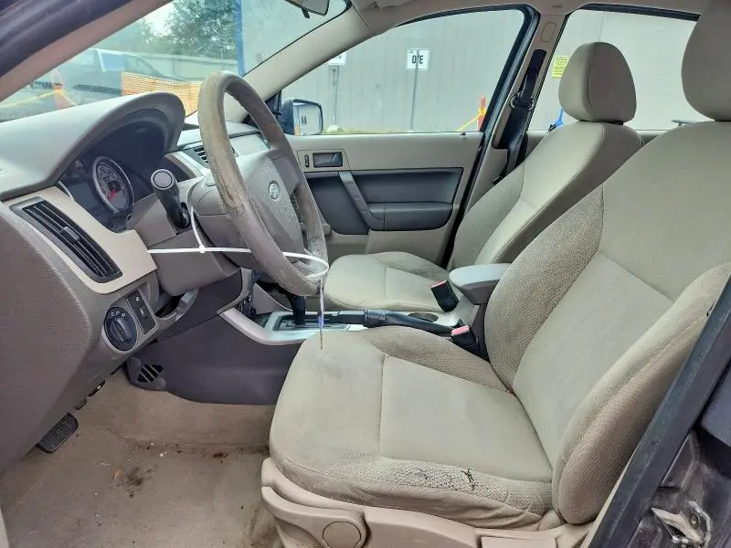 2010 FORD FOCUS S  