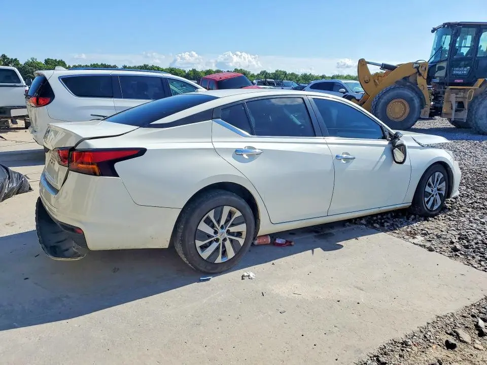 2020 NISSAN ALTIMA S  