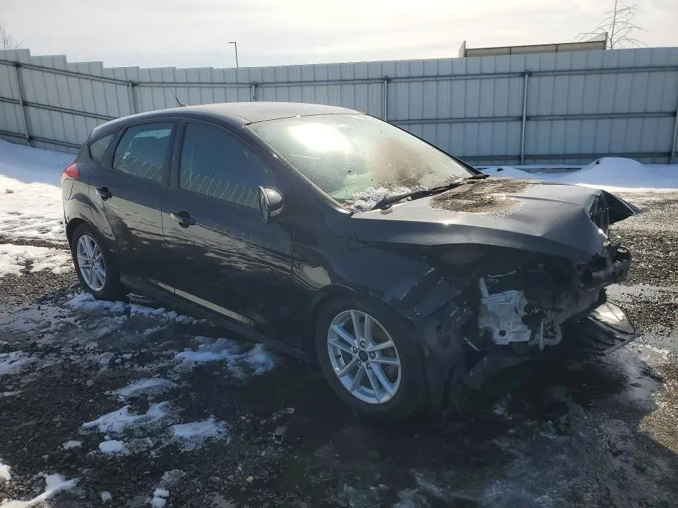 2017 FORD FOCUS SE  