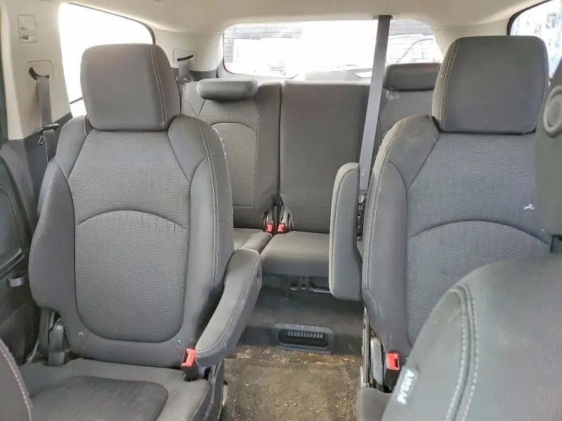 2014 CHEVROLET TRAVERSE LT  