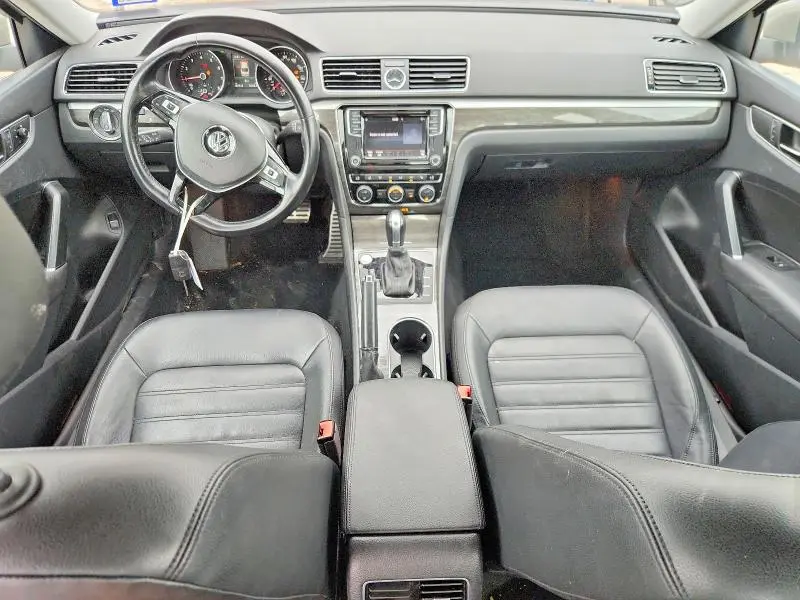 2017 VOLKSWAGEN PASSAT SEL PREMIUM  