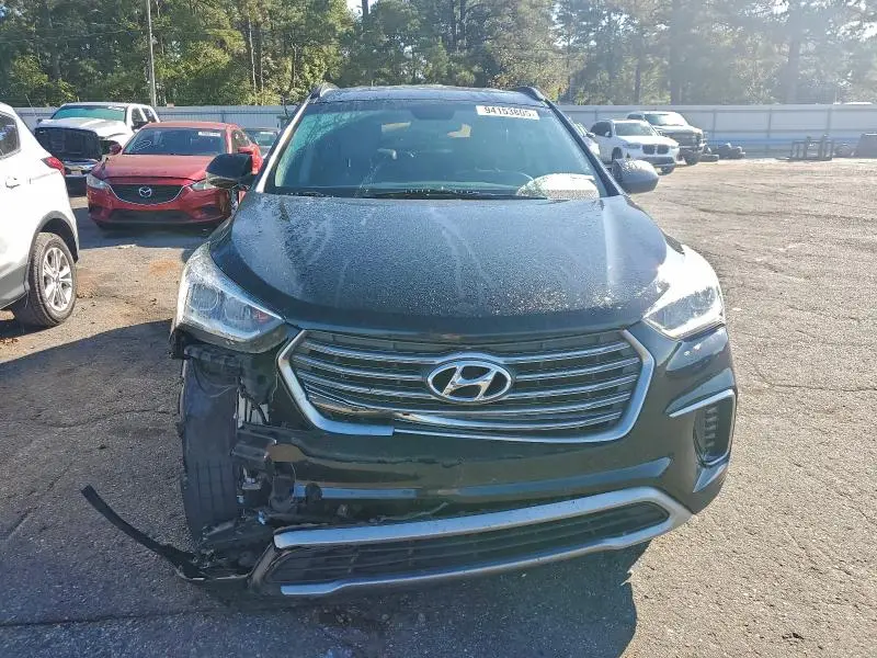 2018 HYUNDAI SANTA FE SE  