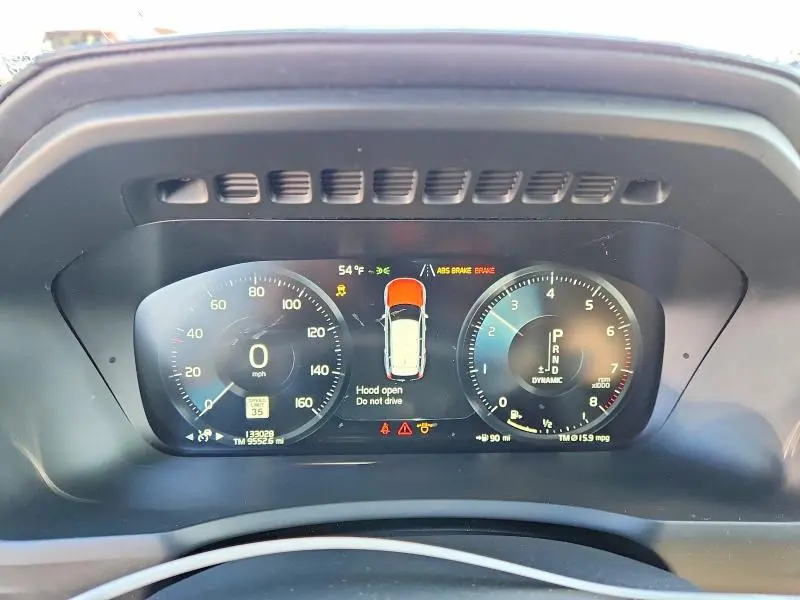 2016 VOLVO XC90 T6  