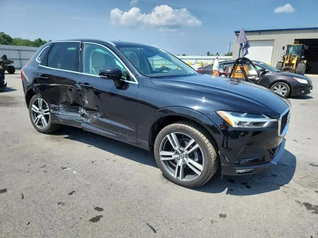 2021 VOLVO XC60 T5 MOMENTUM  