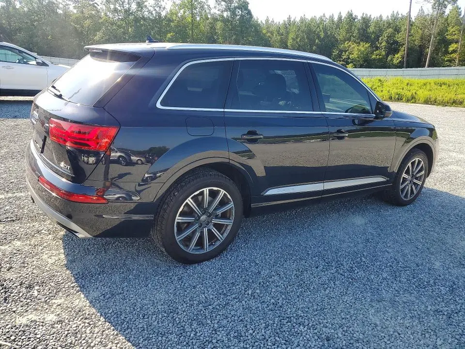 2017 AUDI Q7 PRESTIGE  