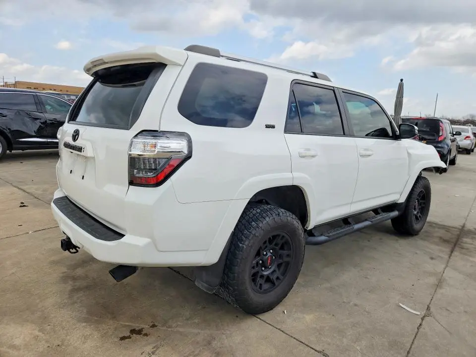 2023 TOYOTA 4RUNNER SR5 PREMIUM  