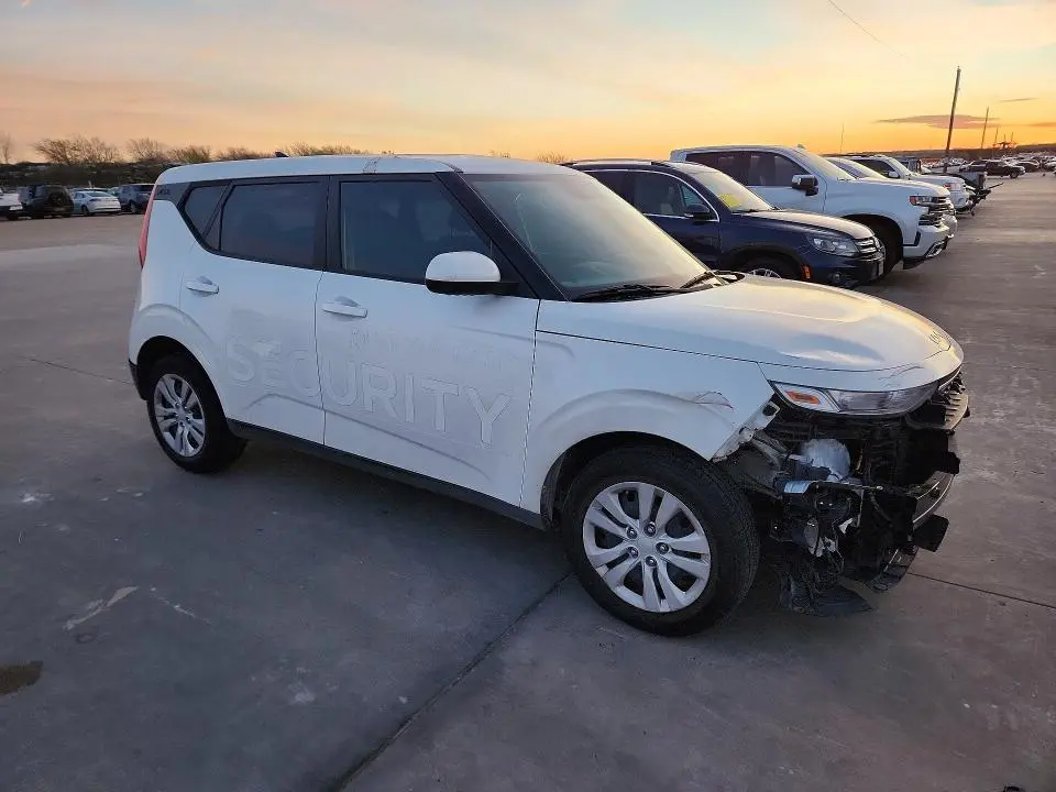 2022 KIA SOUL S  