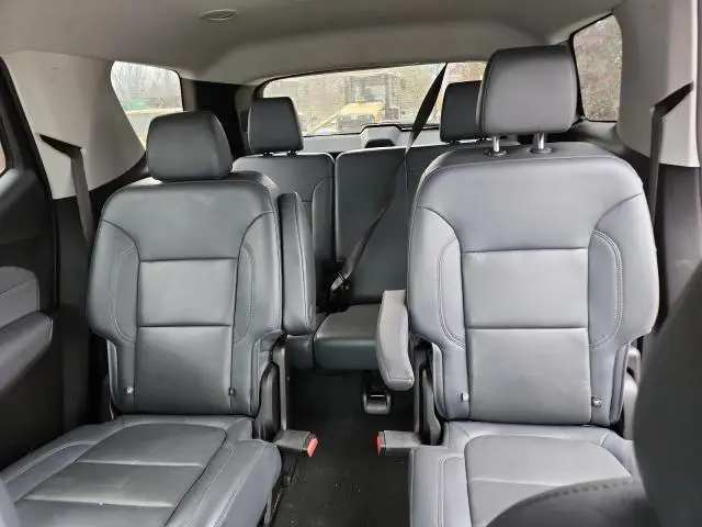 2021 CHEVROLET TRAVERSE LT  