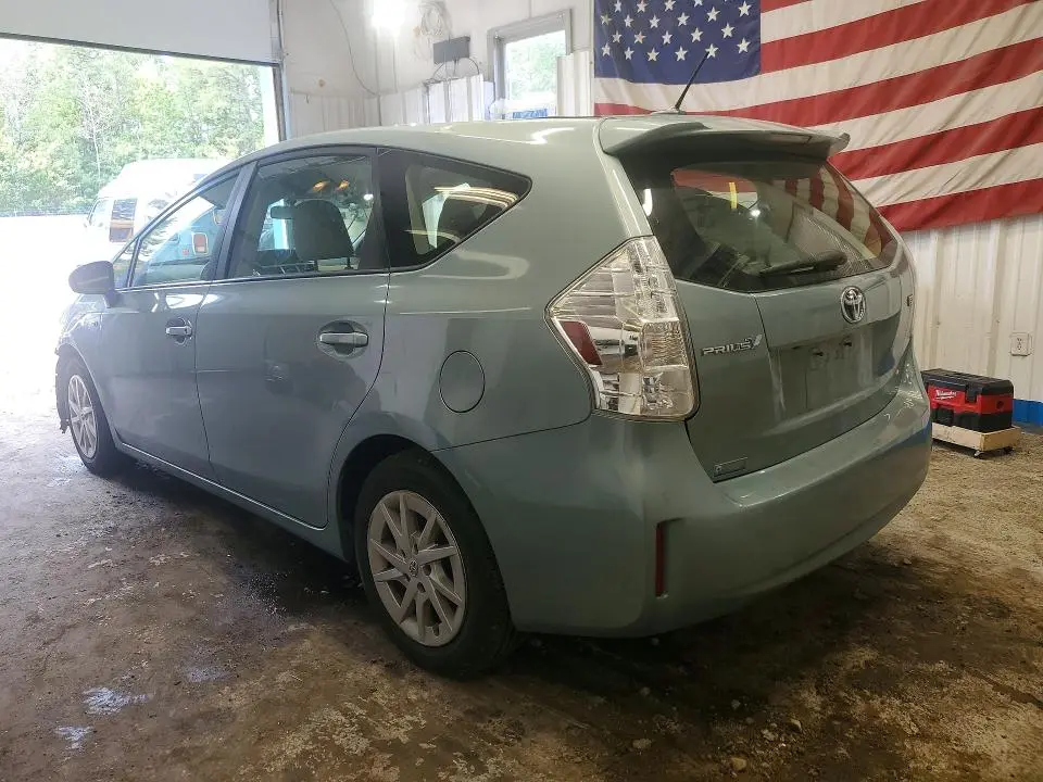 2014 TOYOTA PRIUS V THREE  