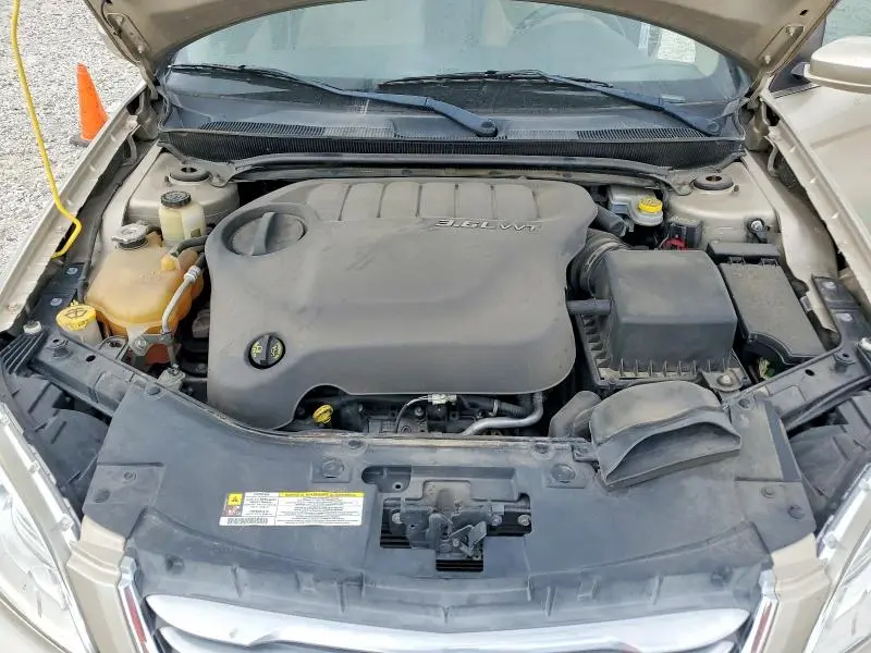 2013 CHRYSLER 200 LX  