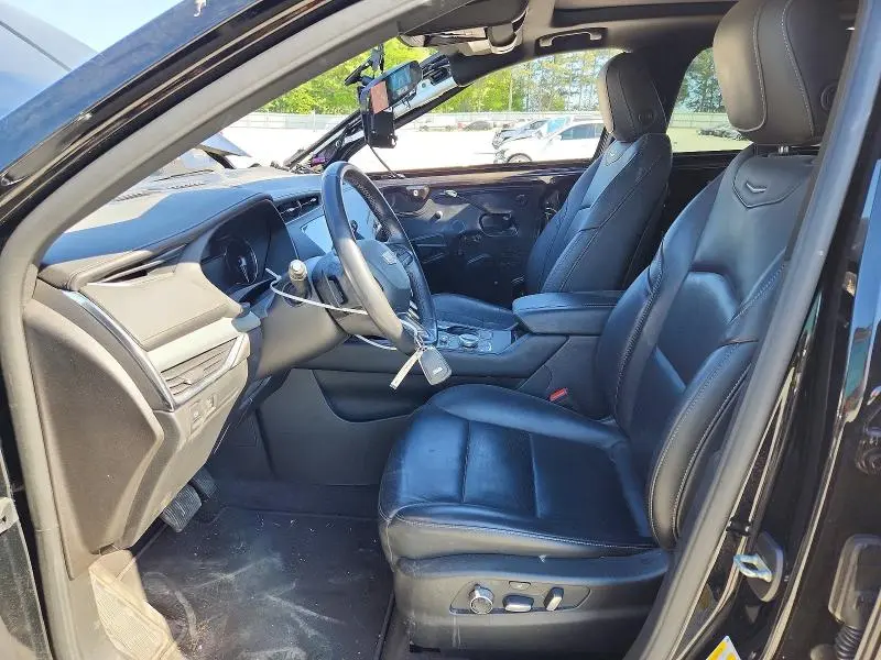 2020 CADILLAC XT4 PREMIUM LUXURY  
