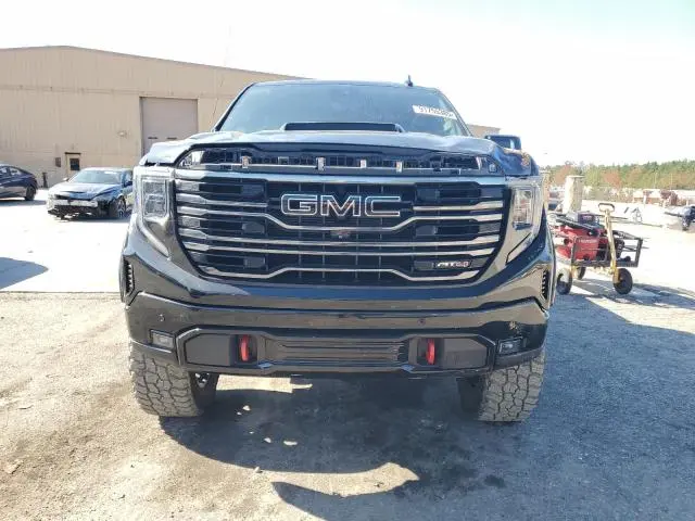 2022 GMC SIERRA K1500 AT4  