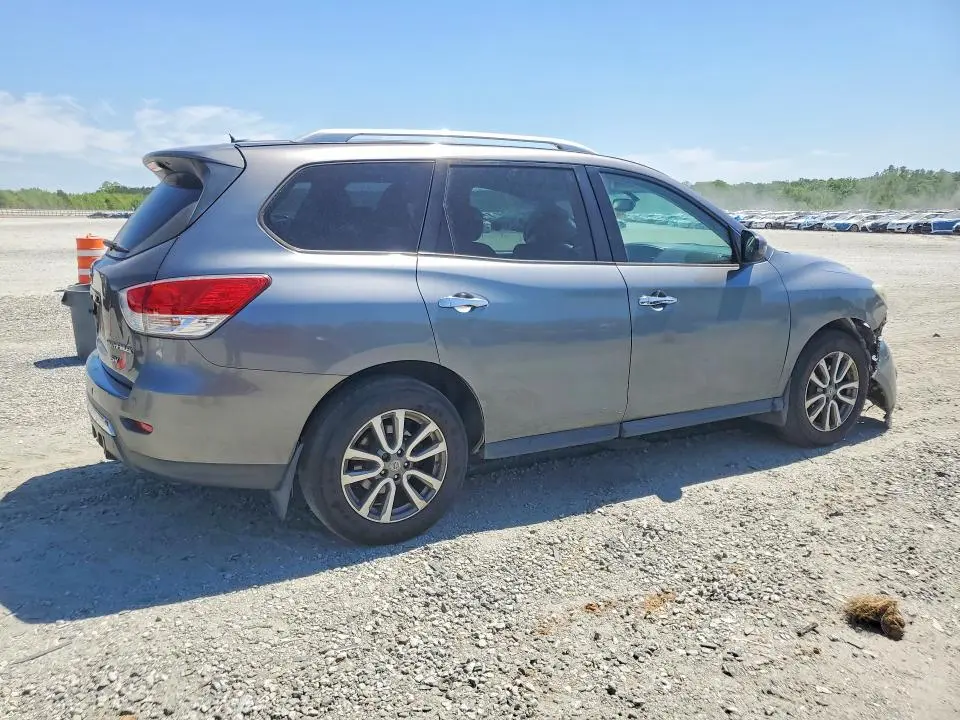 2016 NISSAN PATHFINDER SV  