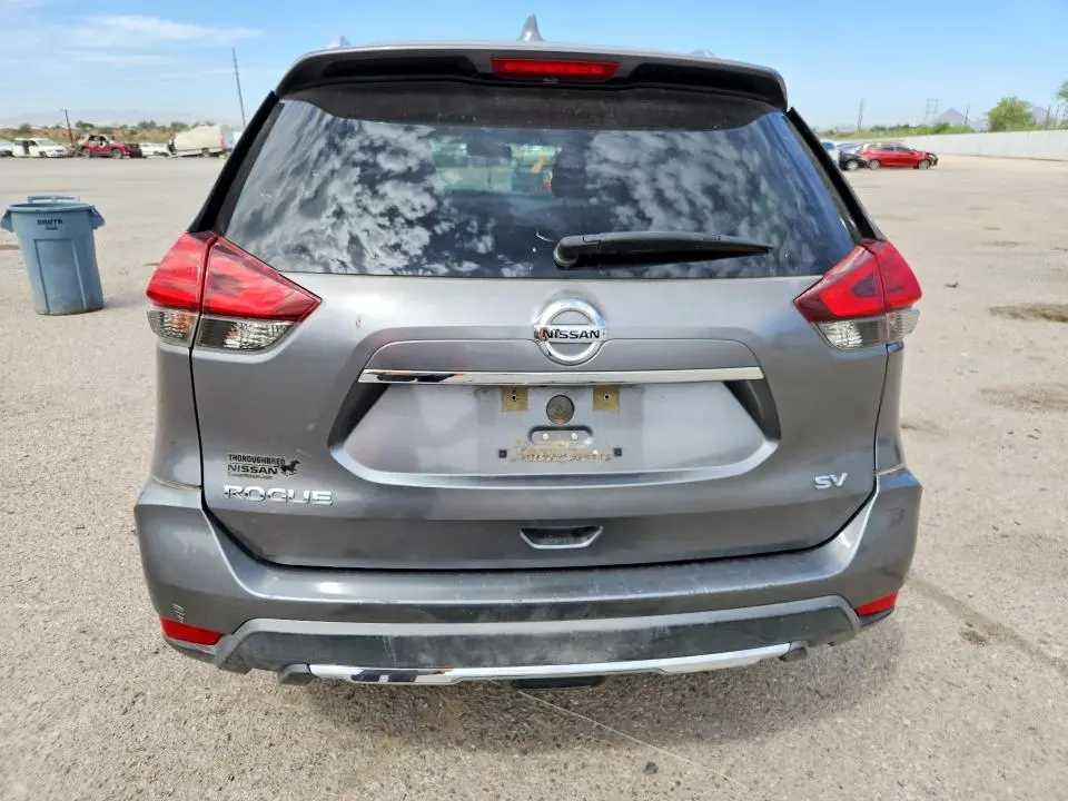 2017 NISSAN ROGUE SV  