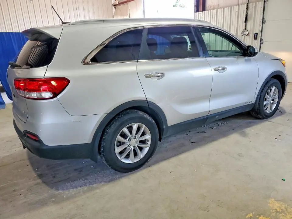 2016 KIA SORENTO LX V6  