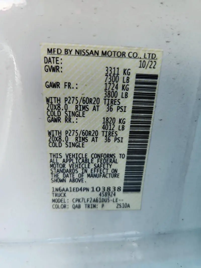 2023 NISSAN TITAN SV  