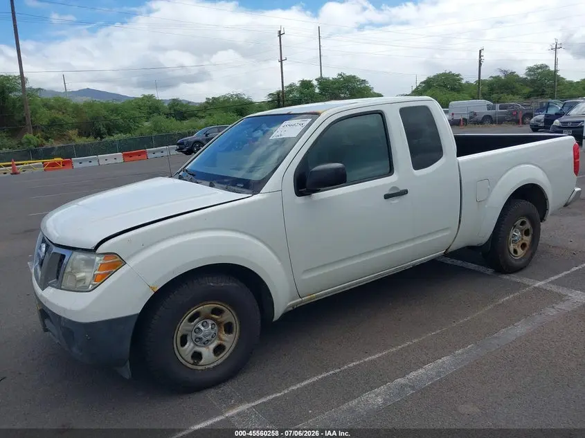 2013 NISSAN FRONTIER S
