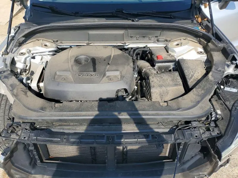 2019 VOLVO XC60 T5 MOMENTUM  