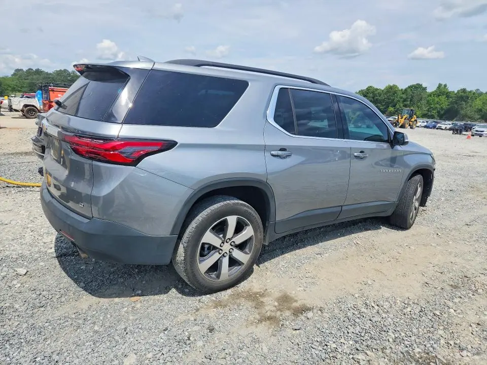 2023 CHEVROLET TRAVERSE LT  