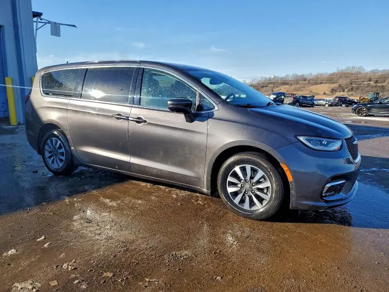 2022 CHRYSLER PACIFICA HYBRID TOURING L  