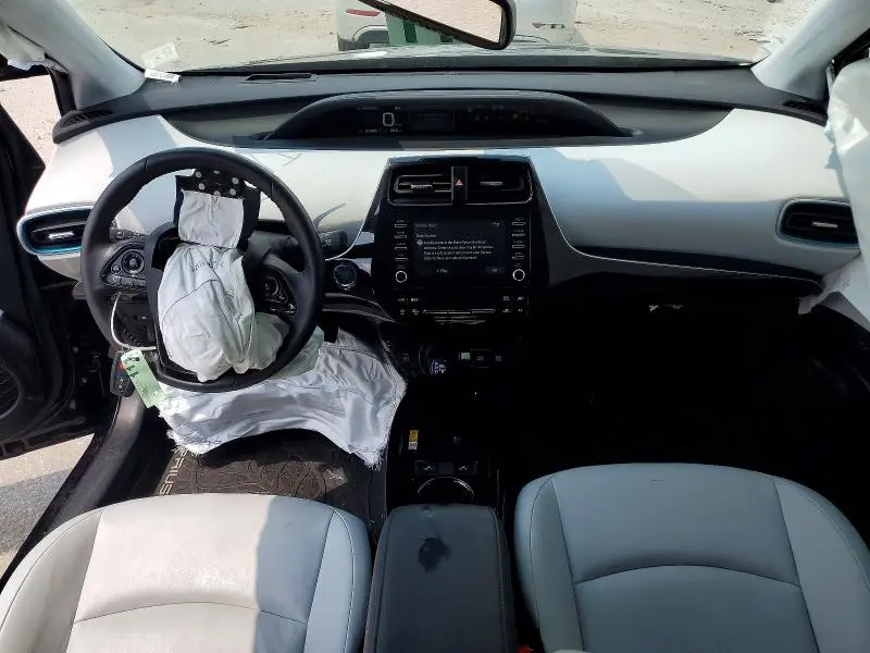 2020 TOYOTA PRIUS XLE AWD-E  