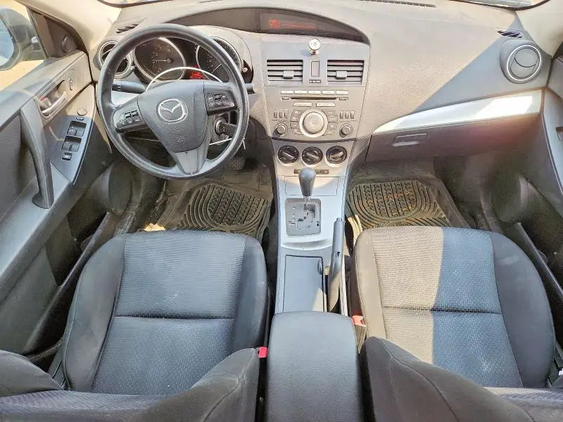 2010 MAZDA 3 I  