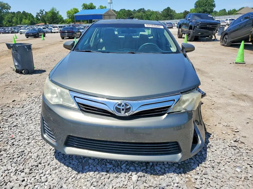 2013 TOYOTA CAMRY LE  