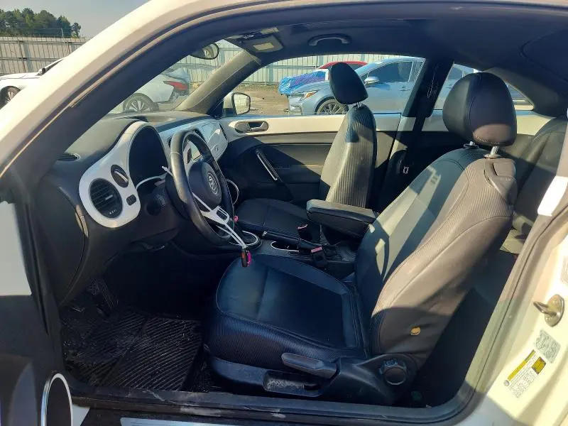 2012 VOLKSWAGEN BEETLE   